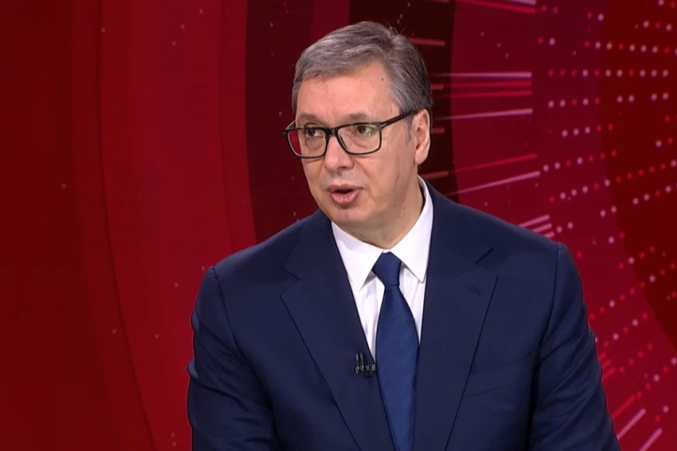 TAČNO U 19:30! Vučić gost Dnevnika: Predsednik o svim ključnim temama za Srbiju