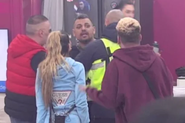 BRUTALNA MAKLJAŽA U ELITI! Obezbeđenje jedva razdvojilo Uroša i Boru - čeka se ZVANIČNA odluka!