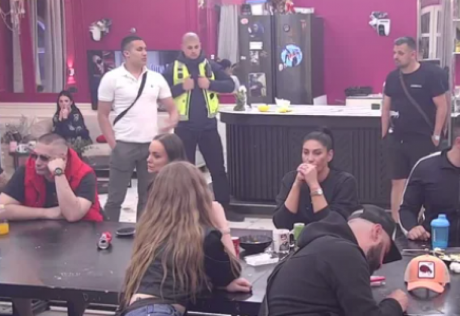 BRUTALNA MAKLJAŽA U ELITI! Obezbeđenje jedva razdvojilo Uroša i Boru - čeka se ZVANIČNA odluka!