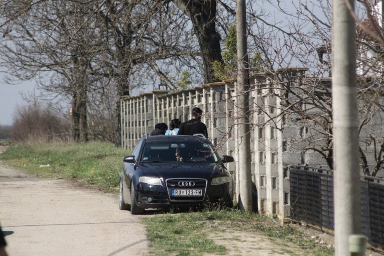 Rođaki porodice Lazić pozlilo
