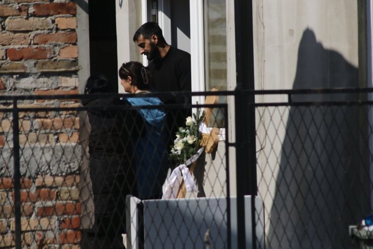 Rođaki porodice Lazić pozlilo