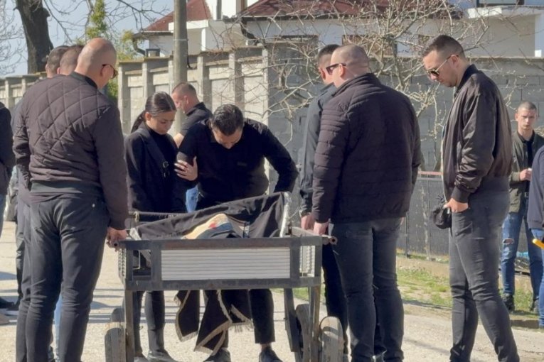 Darko Lazić, Dragan Lazić sahrana