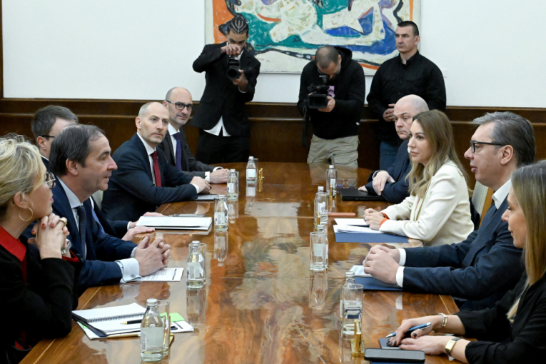 Aleksandar Vučić i Bernar Fontana