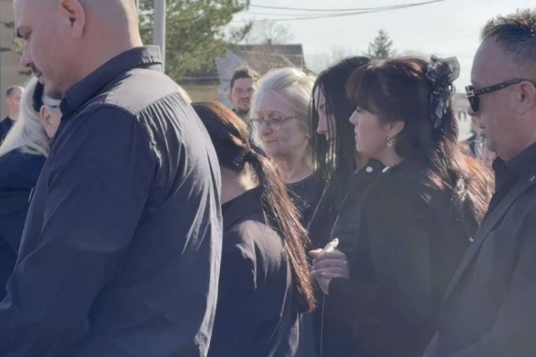 Ivana Lazić, supruga Dragana Lazića