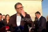 "NEĆU NA VEČERU, SAMO NA RAKIJU"! Vučić obilazi destileriju porodice Ivović u Kopljarima, već obišao Šumadijski kutak - u 17 časova veliki skup SNS! (FOTO, VIDEO)