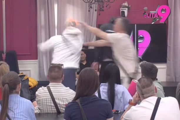 ZVERSKA TUČA U "ELITI", LUKA IZUDARAO ANĐELA! Hitno prekinut program, obezbeđenje jedva obuzdalo pomahnitalog Vujovića!