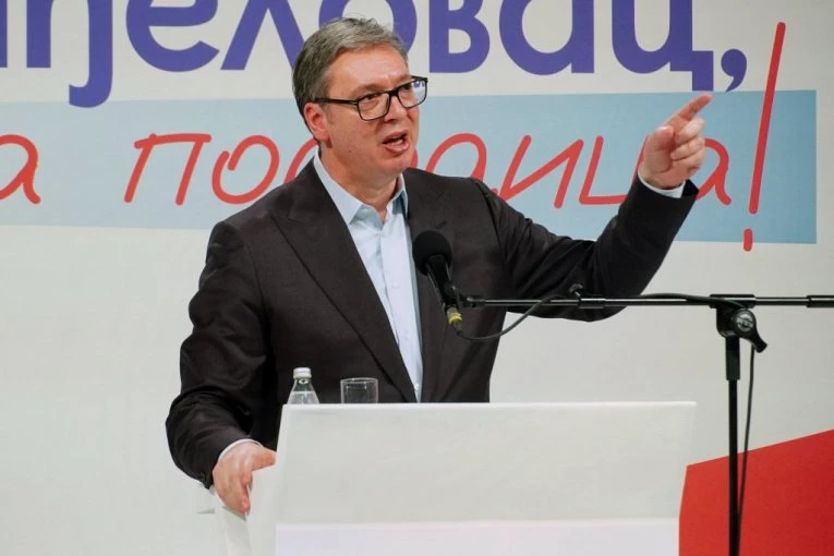 "HRVATSKA JE NA NAJSNAŽNIJI NAČIN UČESTVOVALA U POKUŠAJU OBOJENE REVOLUCIJE U SRBIJI"! Vučić: "Želeli su nas na kolenima"! (FOTO, VIDEO)