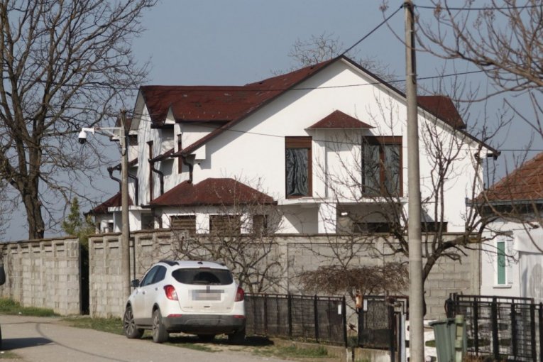 Porodična kuća Darka Lazića u Brestaču