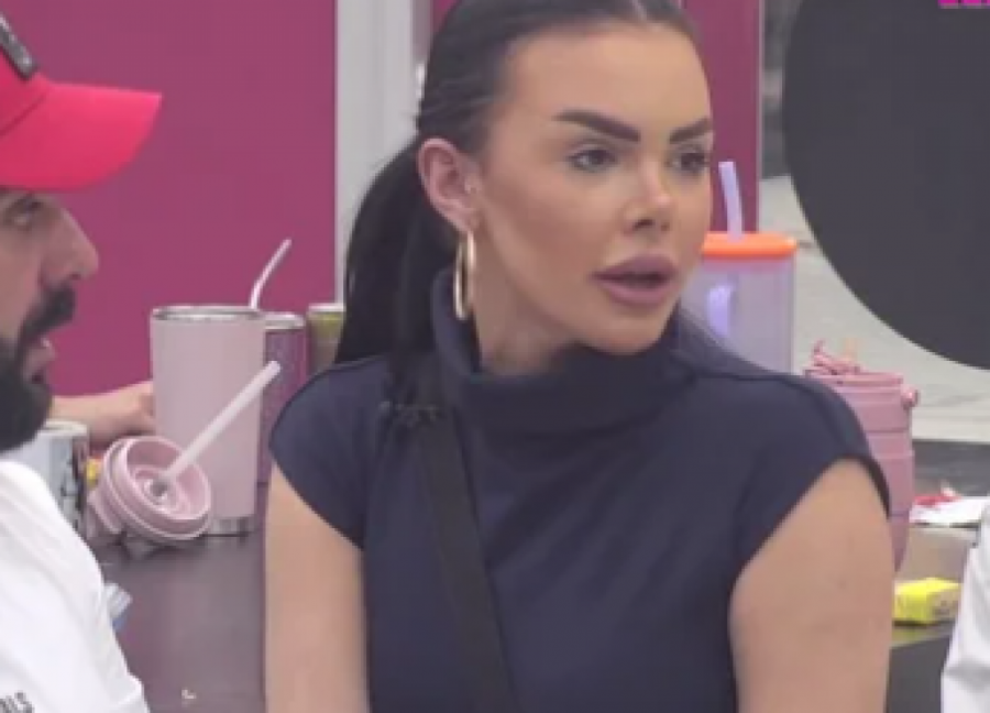 PUKLA BRUKA UŽIVO U EMISIJI! Aneli Ahmić UNAKAZILA Anitu, OVO nije smela da izgovori u programu!