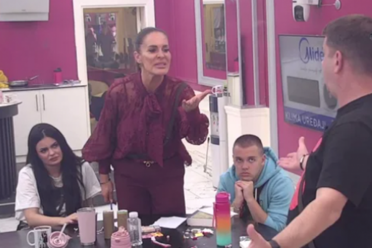 Milena Kačavenda Elita 9