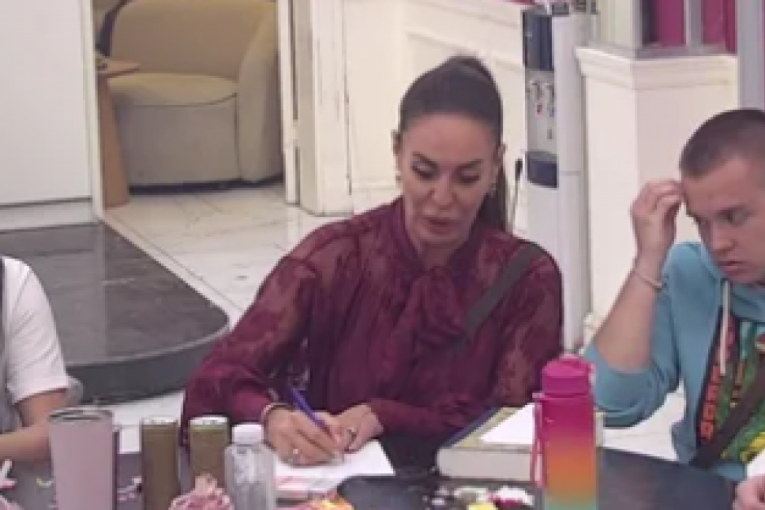 Milena Kačavenda Elita 9