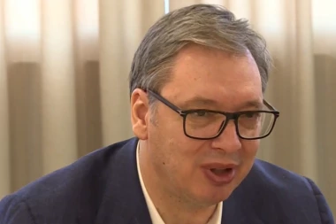 VUČIĆ SUTRA U LUČANIMA! Predsednik će posetiti "MB Namenska"!