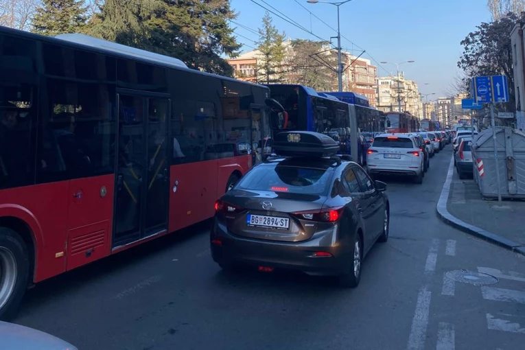 MARATON ĆE PARALISATI BEOGRAD! Menja se čak 104 linija gradskog prevoza: Kad čujete koliko će sve trajati, šokiraćete se