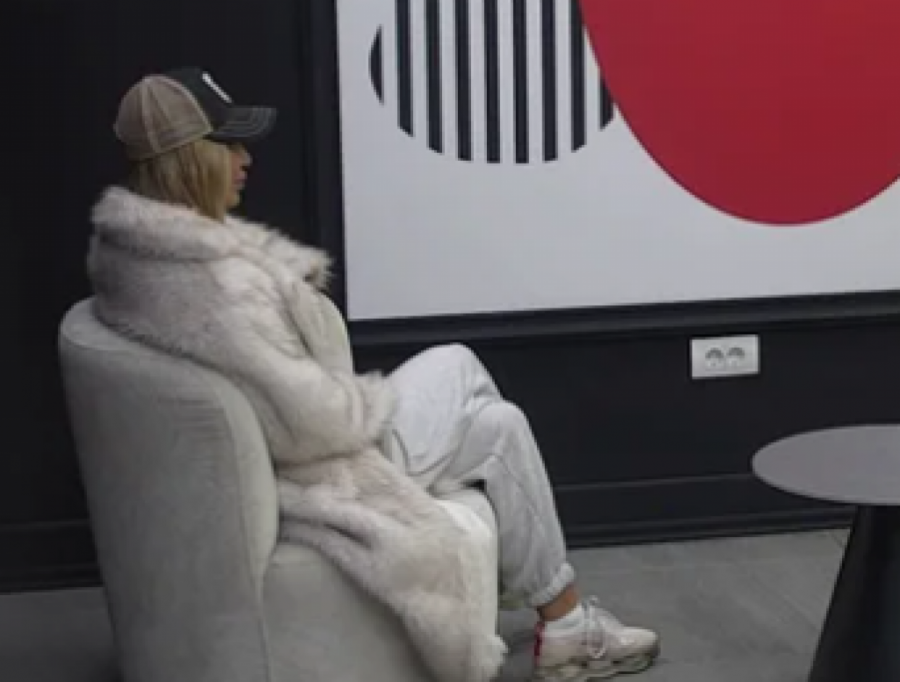 ZADNJICA MAJE MARINKOVIĆ U KRITIČNOM STANJU: Silikon ponovo EMIGRIRAO, scena od koje će vam sigurno POZLITI! (FOTO)