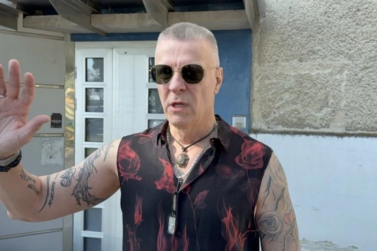 BRUTALNO OŠURIO PO OMLADINI! Đorđe David bez dlake na jeziku: „Mlade generacije su plitke i UNAKAŽENE!“