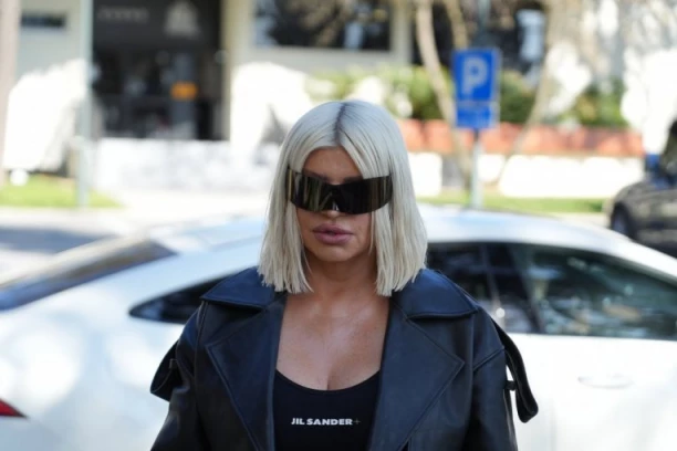 KO JE DEČKO DARE BUBAMARE? Svi su mislili da je moćni biznismen, otkrivena ISTINA!