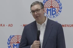 "PREGAZILI BI NAS VELIKOM BRZINOM DA NISMO JAKI!" Vučić objasnio koliko je bitno da imamo snažnu namensku industriju!