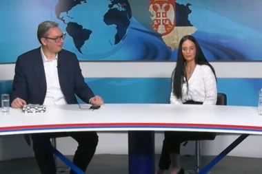 UNUKA DOBRICE ERIĆA I MAJKA ŠESTORO DECE SA VUČIĆEM NA TV LAV U ČAČKU! Neverovatno šta su joj blokaderi radili! (FOTO)