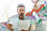 U DUGOVIMA DO GUŠE! Dug bankama na ime kredita u julu 4.700 milijardi - POVEĆANJE OD 15,6% U ODNOSU NA LANE!