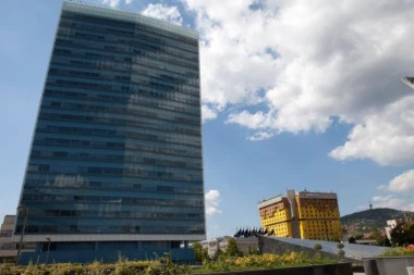 HAOS PRED KAMERAMA ZAPREPASTIO REGION:  Srpske poslanike nazvali “četnicima” usred Parlamenta - OVE UVREDE SE NE ZABORAVLJAJU!