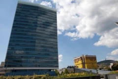 HAOS PRED KAMERAMA ZAPREPASTIO REGION:  Srpske poslanike nazvali “četnicima” usred Parlamenta - OVE UVREDE SE NE ZABORAVLJAJU!