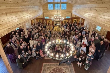 1.100 AMERIKANACA U JEDNOM DANU PRELAZI U PRAVOSLAVLJE: Krštenje zakazano na Vaskrs