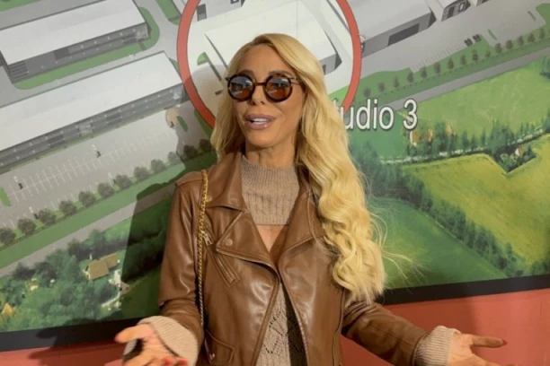 SAOPŠTENJE BOJANE LAZIĆ PODIGLO ČITAV REGION NA NOGE! Voditeljka se oglasila sat vremena pred finale - NAROD JE OVO ČEKAO ČITAVE SEZONE!