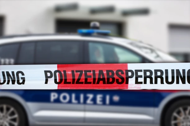 STRAVIČNO! Srpski IT stručnjak poginuo sa ženom posle sudara sa vozom u Austriji - NJIHOVA ĆERKICA (2) JEDINA PREŽIVELA NESREĆU!