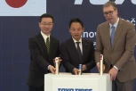 ŽIVELO PRIJATELJSTVO IZMEĐU SRBIJE I JAPANA! Vučić i predstavnici kompanije Toyo Tire postavili vremenke kapsule u kamen temeljac!