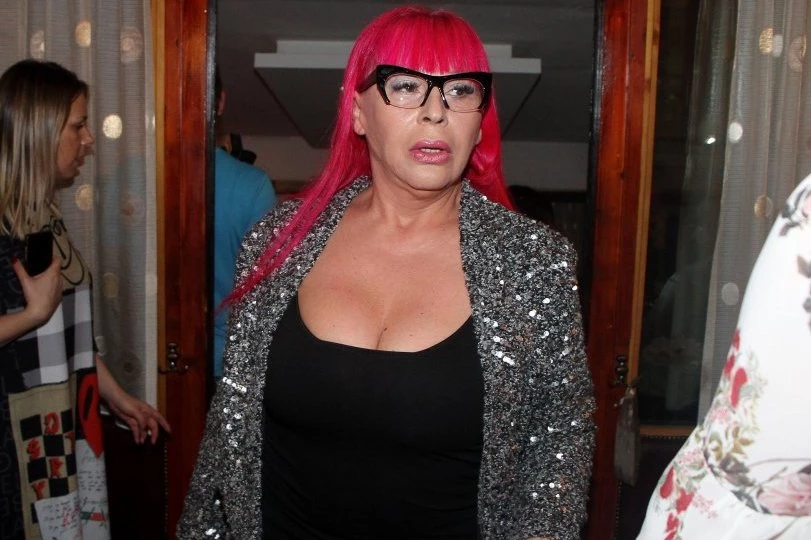 ZORICI BRUNCLIK UKAZANA NEOPHODNA POMOĆ: Ovo je promenilo njen život, evo kakav HOROR je pevačica proživljavala tada!