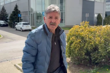 BOSANCU SE POGORŠALO STANJE, U ŠIMANOVCE STIGAO TOTALNO POLOMLJEN: U ozbiljnim je mukama, ne zna kako da izađe na kraj s ovim! (VIDEO)