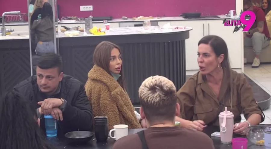 KAČAVENDINI JECAJI PARAJU "ELITU": Najmonstruoznije reči Janjuša i njegove bivše ZGROZILE MILIONE! (VIDEO)