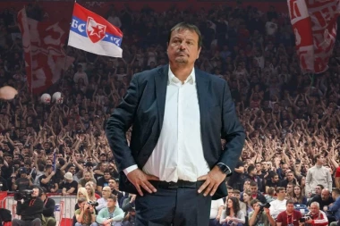ATAMAN I ZVEZDA - ISTORIJA MRŽNJE: Zvao delije teroristima, gađali ga svinjskim nožicama, a večeras sledi nova epizoda! (VIDEO)