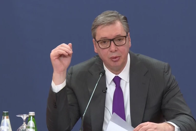 "DVA OSOVNA CILJA SU: CENE POD KONTROLOM I PUNA SNABDEVENOST!" Vučić o cenama nafte i merama države!