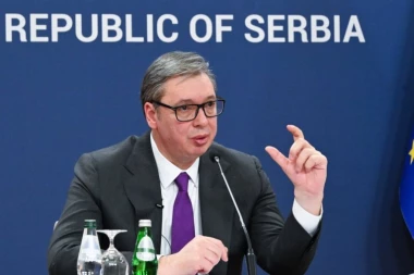 "OVO JE POKLON POLJOPRIVREDNICIMA" Vučić: U narednih sedam dana cena nafte za njih biće 181 dinar, a dalje maksimalno 184 dinara