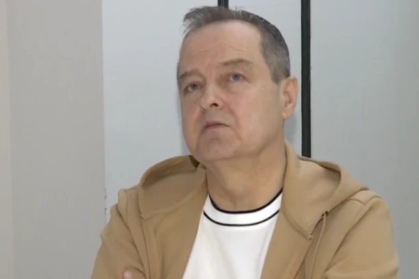IVICA DAČIĆ PONOVO HOSPITALIZOVAN! Ministar policije primljen na kardiologiju!