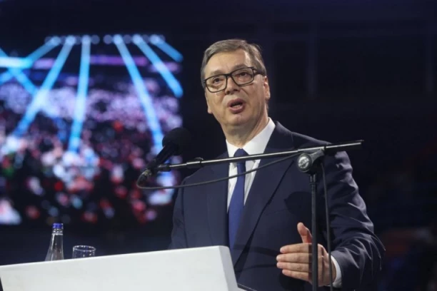 "NAŠA POLITIKA JE INTERES SRBIJE, A TO SU DOBRI ODNOSI I SA ISTOKOM I SA ZAPADOM!" Vučić gradi prijateljstva sa celim svetom!
