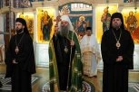“SVIMA KOJI IMAJU MUKU, PROBLEM, BILO KAKVO ISKUŠENJE - OTVOREN JE PUT LJUBAVI BOŽJE”: Poručio patrijarh Porfirije u hramu na Novom Beogradu