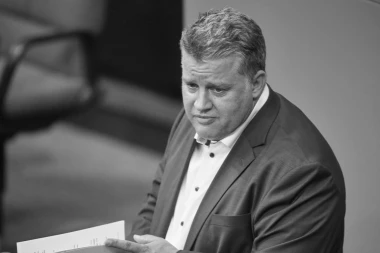 UMRO POZNATI POLITIČAR! Srušio se na stazi, nije mu bilo spasa! KOLEGE TUGUJU!