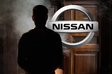 SAZNAJEMO! SIN DIREKTORA "NISANA" U FOKUSU ISTRAGE! Maskirani napadači zapalili stan u kome je bio mladić u kućnom pritvoru, nedavno bio i u Centralnom zatvoru!