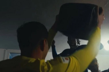 SVLAČIONICA GORI POSLE TRIJUMFA: Radnik slavio uz Seku Aleksić, orio se mega hit! (VIDEO)