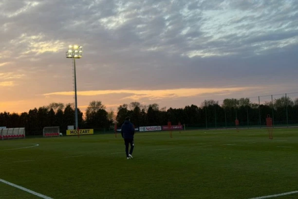 PAUNOVIĆ PORANIO NA TRENING! Ovo je razlog za to (VIDEO)