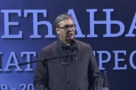 DAN SEĆANJA NA ŽRTVE NATO AGRESIJE! Predsednik Vučić se obraća okupljenima u Vranju: "Rane i dalje krvare, kao da je juče sve bilo!" (FOTO, VIDEO)
