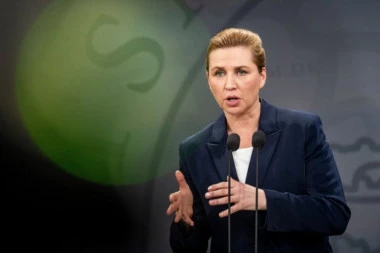 NOVA VLADA NA POMOLU! Premijerka Danske Mete Frederiksen podnela OSTAVKU, počinju koalicioni pregovori