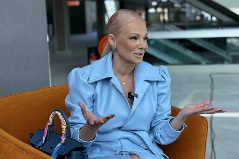 NI POD TAČKOM RAZNO NE NAPUŠTA SRBIJU! Ilda Šaulić bez zadrške Mariji Šerifović - Taman posla, muž i ja smo vezani... (VIDEO)