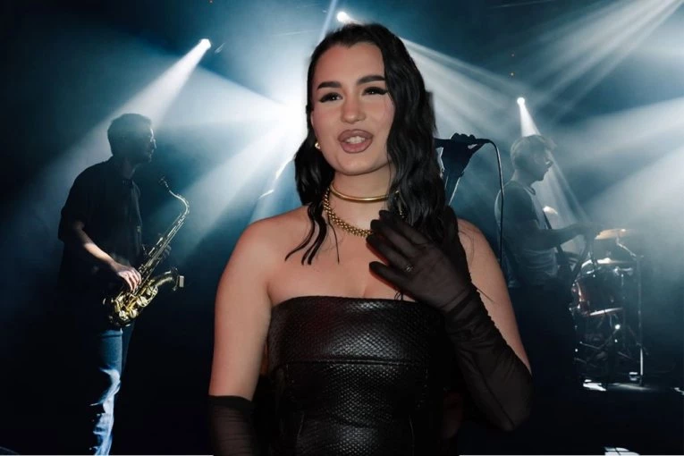 PUKLA SARADNJA ZORANE MIĆANOVIĆ! Bend digao ruke zbog novca? Pevačica otkrila pravu ISTINU!