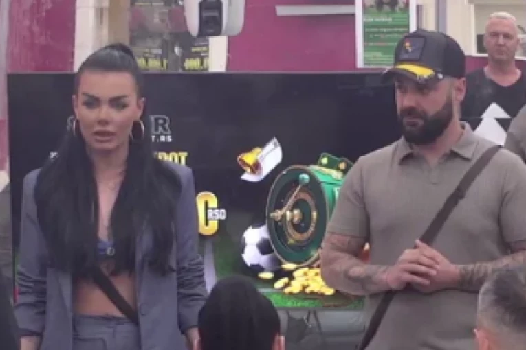 TEŠKA SUZA MAJKE ODJEKNULA ZBOG ANITINE TRUDNOĆE! Stanojlovićeva na udaru NAJBRUTALNIJIH SPEKULACIJA, svi gledaju u Luku!