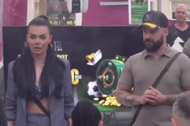 TEŠKA SUZA MAJKE ODJEKNULA ZBOG ANITINE TRUDNOĆE! Stanojlovićeva na udaru NAJBRUTALNIJIH SPEKULACIJA, svi gledaju u Luku!