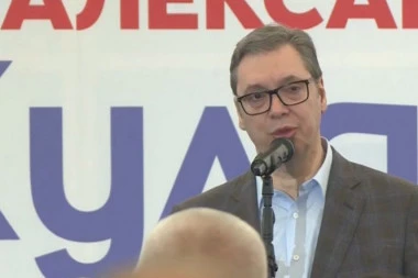 OSIM PRAZNIH PAROLA KRENULI SU SA IZRAZITO SEPARATISTIČKIM! Vučić o nasilju blokadera u Kuli: To je ono što je mene više zabrinulo!