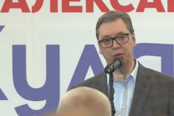OSIM PRAZNIH PAROLA KRENULI SU SA IZRAZITO SEPARATISTIČKIM! Vučić o nasilju blokadera u Kuli: To je ono što je mene više zabrinulo!